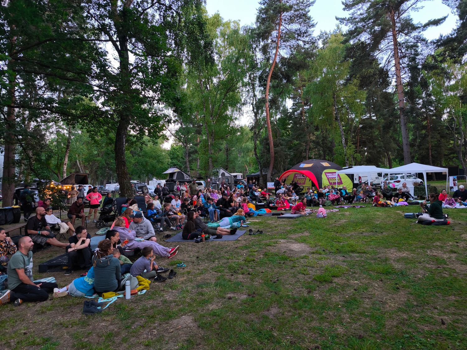 outdoormamas festival vstupenky dielnicky aktivity cvicenie joga prednasky prezentacie premietanie cestovanie